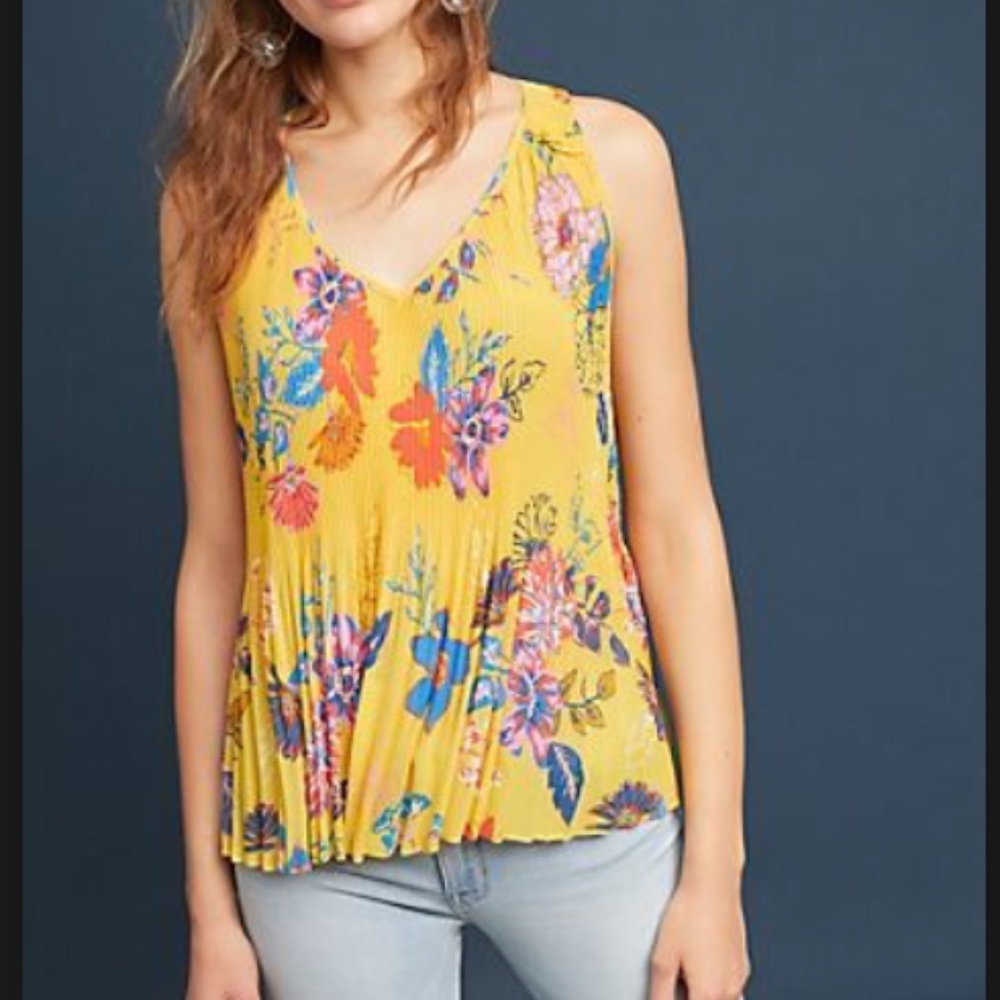 Anthropologie FLORAL PLISSE TOP